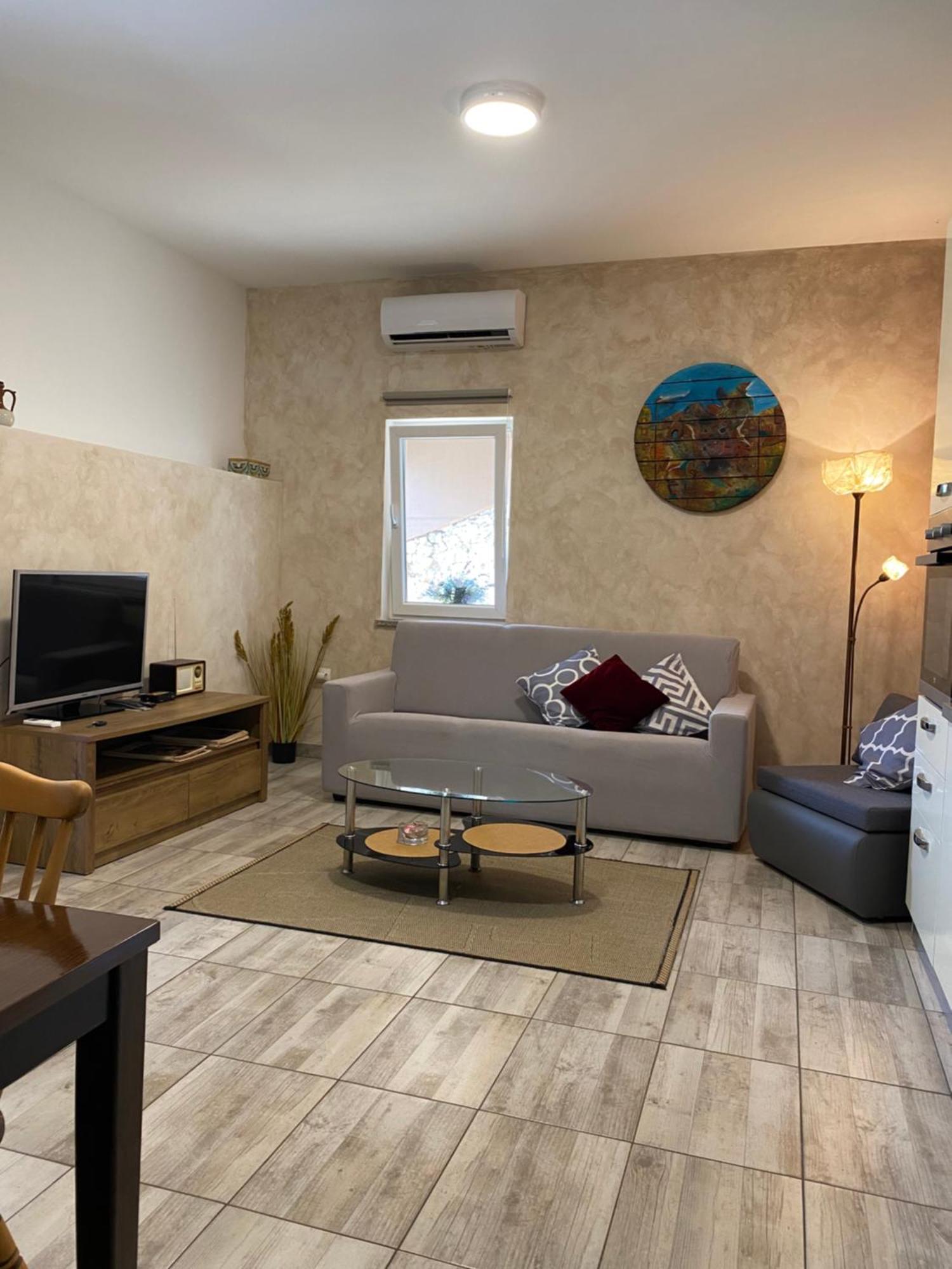 Apartman "Almond House 2" Pula Ngoại thất bức ảnh